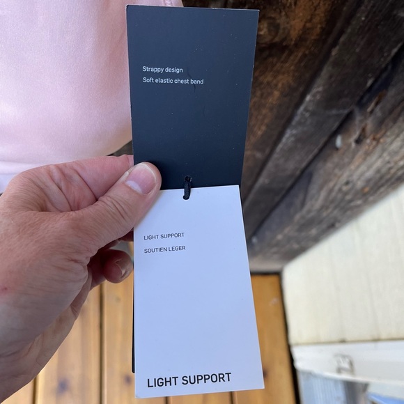 Nike Favorites Dri-Fit Light Support Twist Back Sports Bra NWT Pastel Pink Sz L - Picture 4 of 14